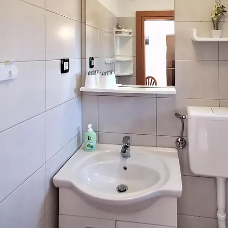 Διαμέρισμα 1 Bedroom Amazing In